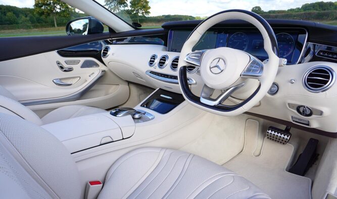 Mercedes announced new car interior system